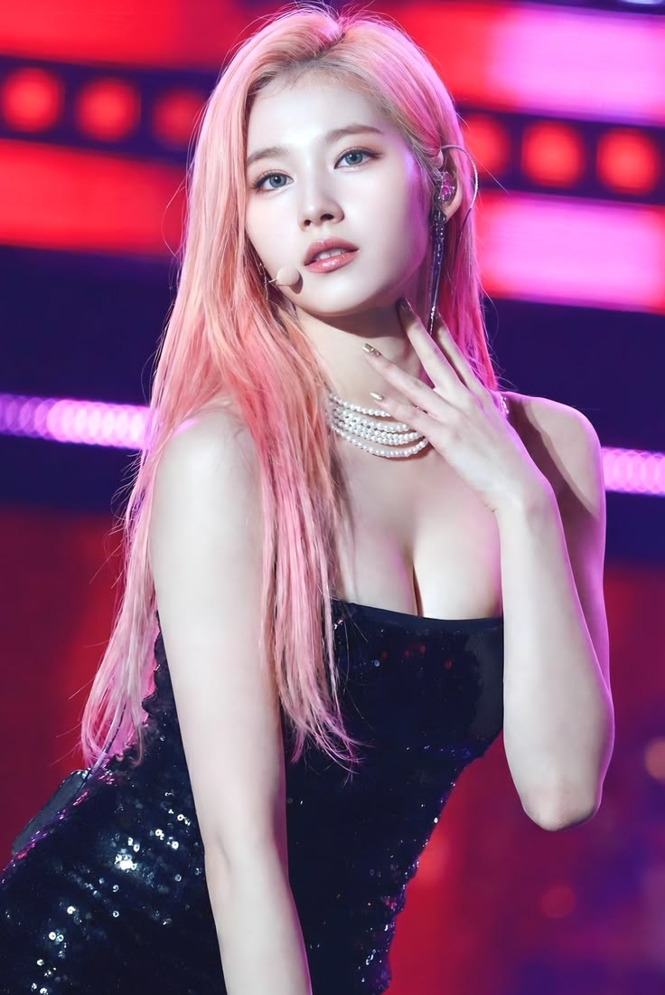 트와이스 사나 화보