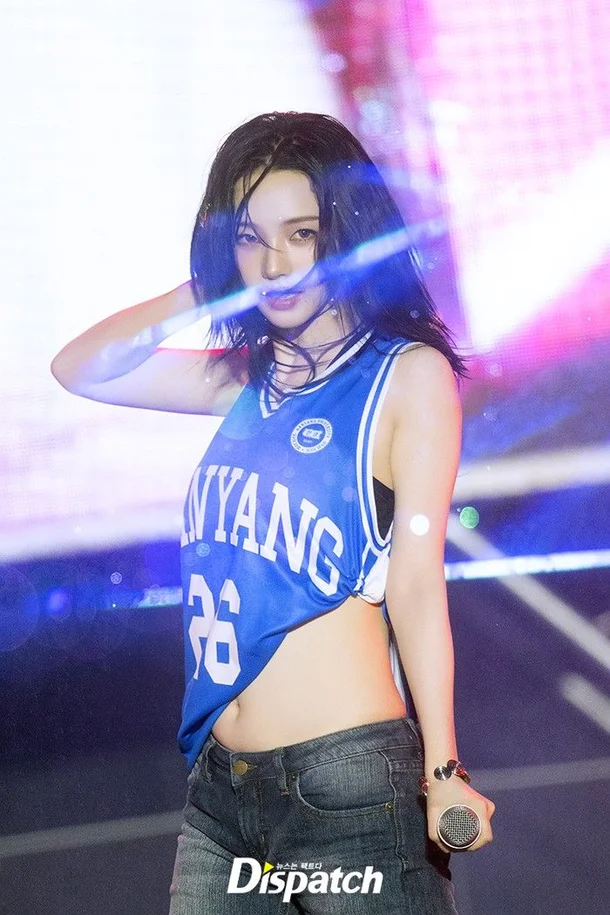 카리나 데님 부츠컷 패션