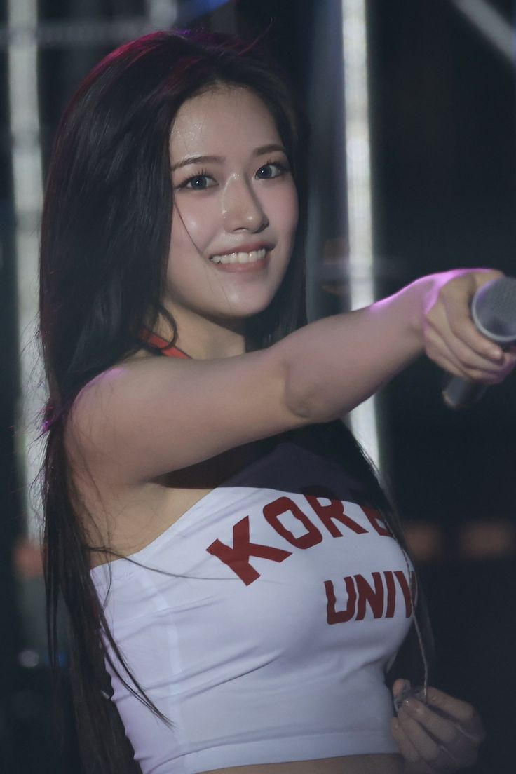 아이브 안유진 현장포토 섹시 비주얼