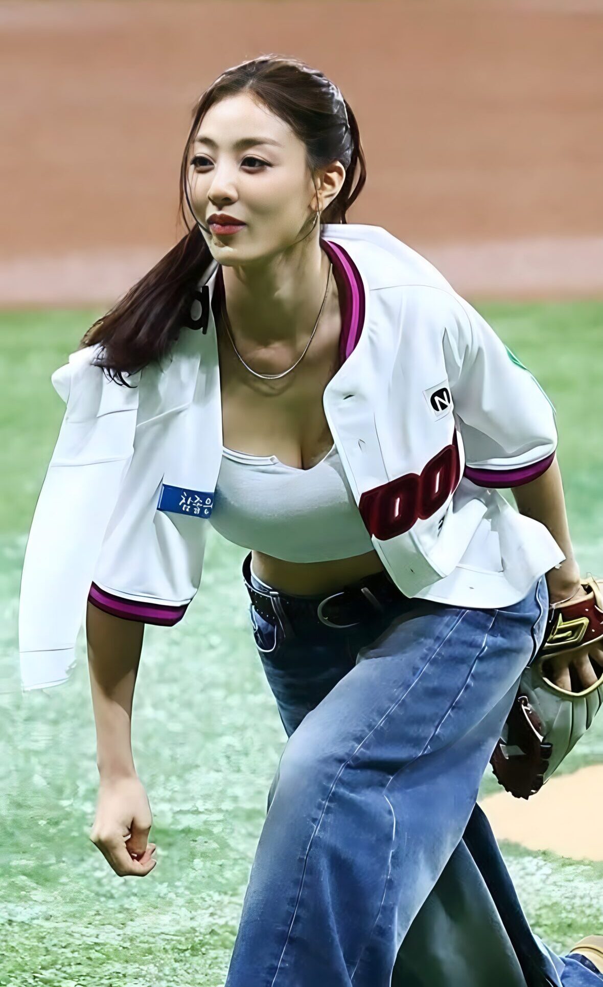 트와이스 지효 시구 중간 이미지