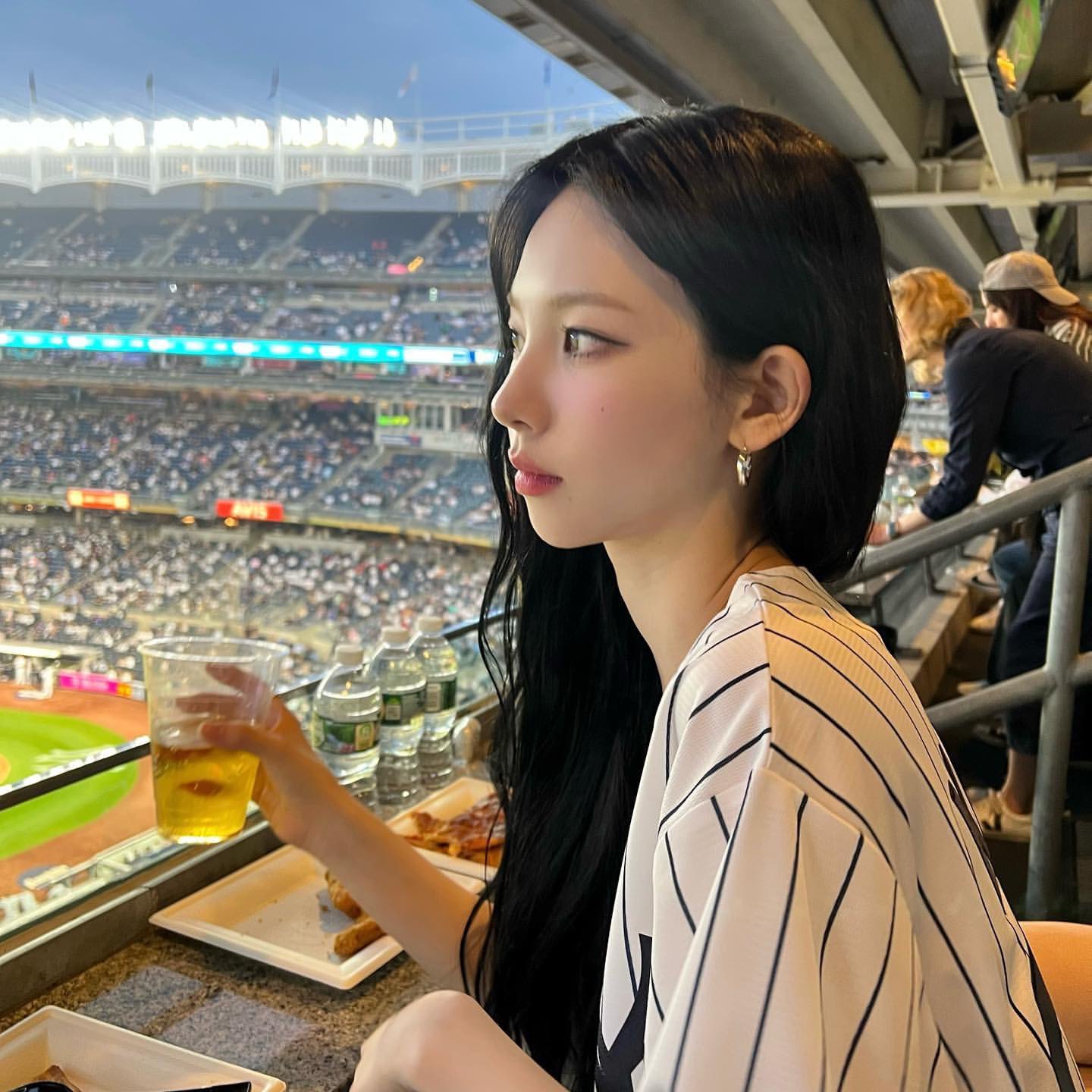 카리나 패션 후반부 이미지 1